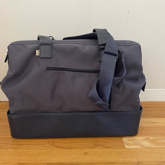 Béis Weekender - Picture 2 of 4